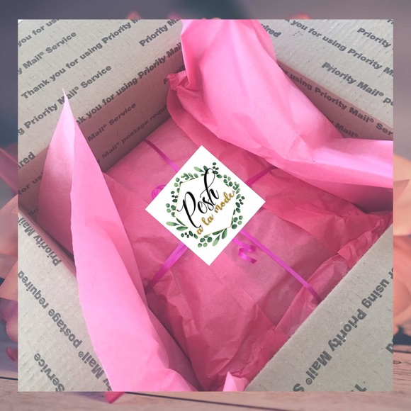 Welcome to my closet! - Picture 6 of 7